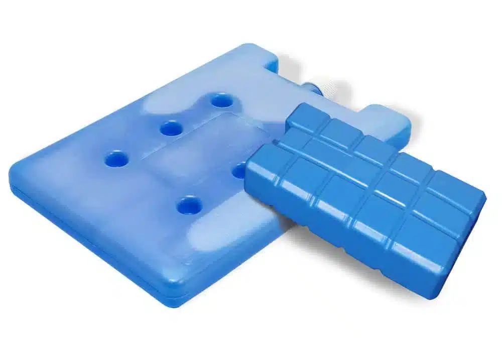 Blaue HDPE-Hartschalenakkus in zwei Bauformen